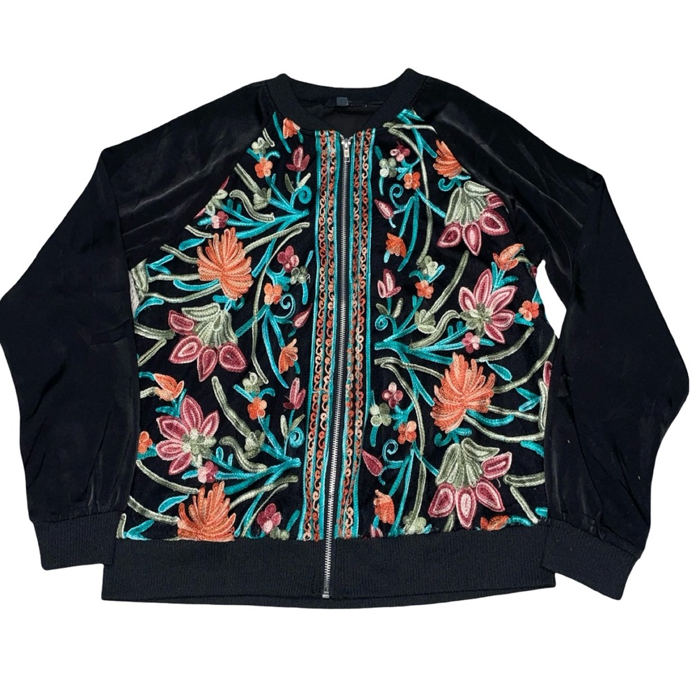 Tua Los Angeles lightweight Floral Embroidered Black Jacket 053